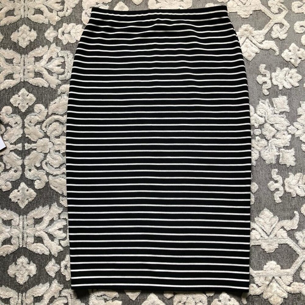 Max Studio, Black White striped, stretchy, pencil, midi skirt, Size: Medium